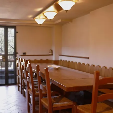 Panoramica Con Jacuzzi Privata Tra Firenze & Lucca ,3 Camere, 4 Bagni *