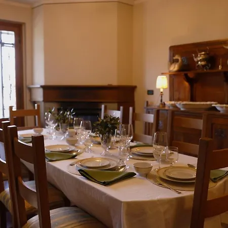 Villa Villa Panoramica Con Jacuzzi Privata Tra Firenze & Lucca ,3 Camere, 4 Bagni *