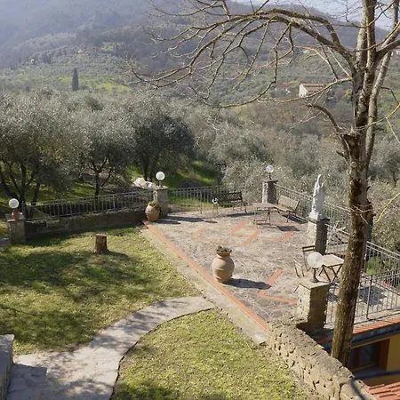 Villa Villa Panoramica Con Jacuzzi Privata Tra Firenze & Lucca ,3 Camere, 4 Bagni *