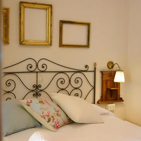 Panoramica Con Jacuzzi Privata Tra Firenze & Lucca ,3 Camere, 4 Bagni *