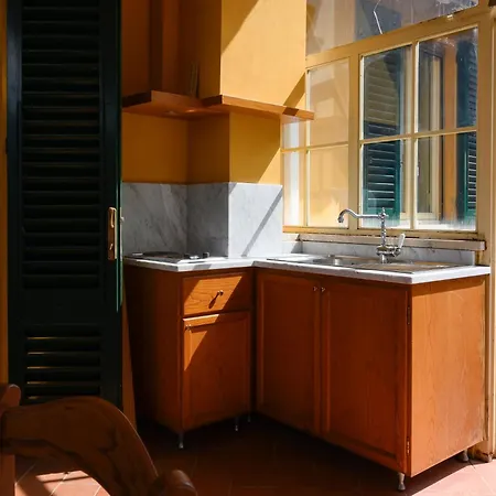 Villa Panoramica Con Jacuzzi Privata Tra Firenze & Lucca ,3 Camere, 4 Bagni Villa