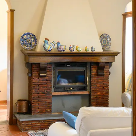 Panoramica Con Jacuzzi Privata Tra Firenze & Lucca ,3 Camere, 4 Bagni Villa Serravalle Pistoiese